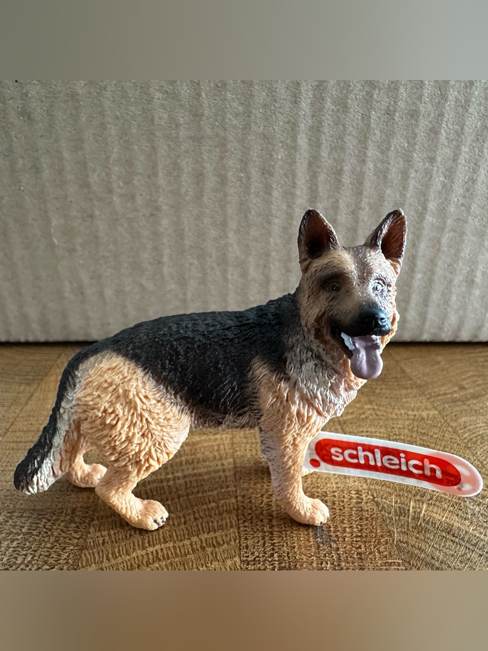 Schleich German Shepherd Standing Adult Dog Plastic Figure Animal Pet NWT